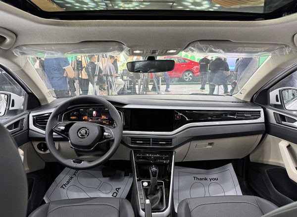 Skoda Slavia tung ra thị trường Việt Nam 3 phiên bản, giá từ 468 triệu đồng