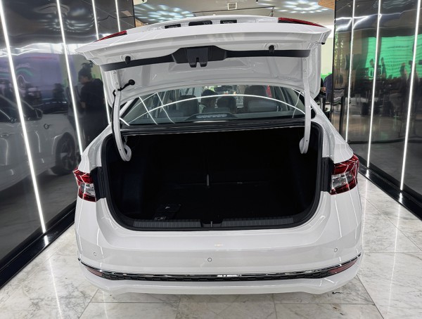 Skoda Slavia tung ra thị trường Việt Nam 3 phiên bản, giá từ 468 triệu đồng