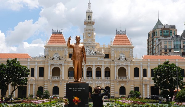 50 năm thành phố mang tên Chủ tịch Hồ Chí Minh: Tiên phong đột phá thể chế, cùng đất nước vươn mình 50 năm thành phố mang tên Chủ tịch Hồ Chí Minh: Tiên phong đột phá thể chế, cùng đất nước vươn mình
