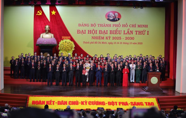 Danh sách Ban Thường vụ Thành ủy TP.HCM nhiệm kỳ 2025 - 2030 Danh sách Ban Thường vụ Thành ủy TP.HCM nhiệm kỳ 2025 - 2030