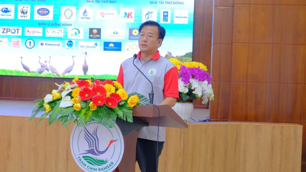 Đồng Tháp tiếp nhận thêm 6 sếu đầu đỏ từ Thái Lan Đồng Tháp tiếp nhận thêm 6 sếu đầu đỏ từ Thái Lan