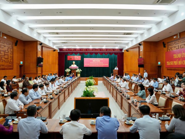 Lãnh đạo Thành ủy TP.HCM: Đằng sau mỗi măng-sét là tâm huyết, thanh xuân người làm báo Lãnh đạo Thành ủy TP.HCM: Đằng sau mỗi măng-sét là tâm huyết, thanh xuân người làm báo