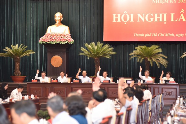 Thành ủy TP.HCM họp bàn chủ trương làm đường vượt biển Thành ủy TP.HCM họp bàn chủ trương làm đường vượt biển