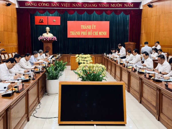 Thành ủy TP.HCM quy định số lượng cấp phó tại các sở, ngành Thành ủy TP.HCM quy định số lượng cấp phó tại các sở, ngành