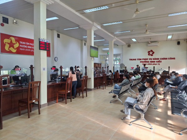Vận hành chính quyền địa phương 2 cấp tại miền Tây: Thủ tục hành chính ra sao?