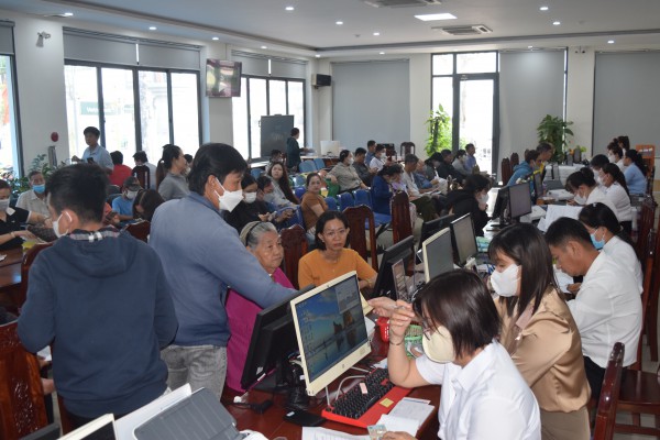 Vận hành chính quyền địa phương 2 cấp tại miền Tây: Thủ tục hành chính ra sao?