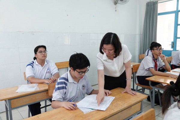 74 trường THPT tại TP.HCM giảm điểm chuẩn lớp 10