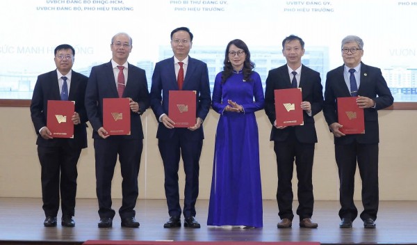 Bổ nhiệm loạt hiệu trưởng, hiệu phó các trường thành viên ĐH Quốc gia TP.HCM Bổ nhiệm loạt hiệu trưởng, hiệu phó các trường thành viên ĐH Quốc gia TP.HCM