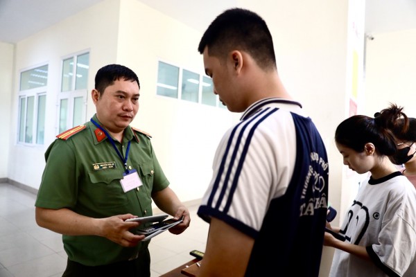 Các trường ĐH công bố điểm sàn xét tuyển kỳ thi V-SAT ở mức trên 200 điểm Các trường ĐH công bố điểm sàn xét tuyển kỳ thi V-SAT ở mức trên 200 điểm