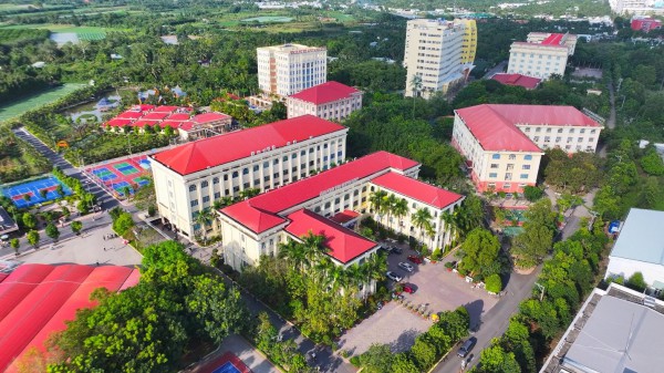 Chọn đúng trường - Vững tương lai tại Trường đại học Nam Cần Thơ