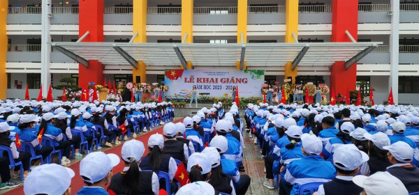 Lâm Đồng giảm áp lực tuyển sinh lớp 10: Xét tuyển vào trường THPT không chuyên Lâm Đồng giảm áp lực tuyển sinh lớp 10: Xét tuyển vào trường THPT không chuyên