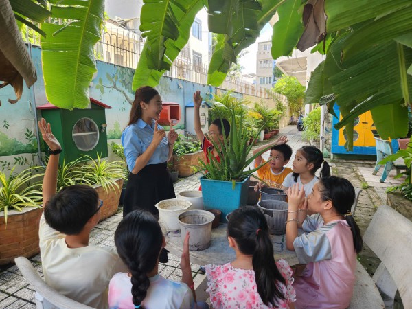 Nghỉ hè ở TP.HCM: Học miễn phí nhảy hiện đại, kỹ năng sống trong trường Nghỉ hè ở TP.HCM: Học miễn phí nhảy hiện đại, kỹ năng sống trong trường