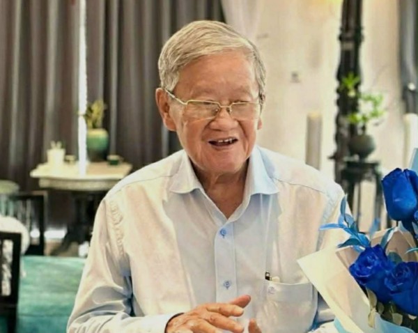 Tăng cường tiếng Anh có liên hệ gì với sự ra đời Trường THPT chuyên Trần Đại Nghĩa? Tăng cường tiếng Anh có liên hệ gì với sự ra đời Trường THPT chuyên Trần Đại Nghĩa?