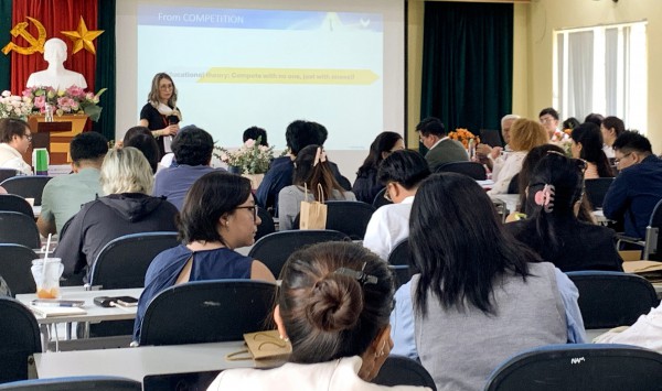 Thách thức lớn nhất với người dạy tiếng Anh hiện nay Thách thức lớn nhất với người dạy tiếng Anh hiện nay
