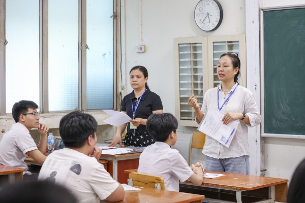 Thi vào lớp 10 môn ngữ văn: 390 thí sinh bỏ thi, 1 thí sinh vi phạm