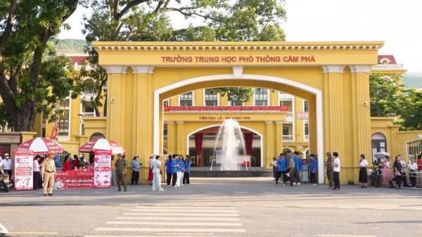 Vụ 'hỗ trợ thí sinh' trong kỳ thi tốt nghiệp THPT 2026: Kỷ luật 3 giáo viên