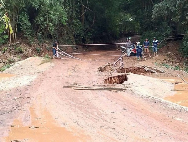Đồng Nai: Cầu tạm Mã Đà đã thông xe Đồng Nai: Cầu tạm Mã Đà đã thông xe