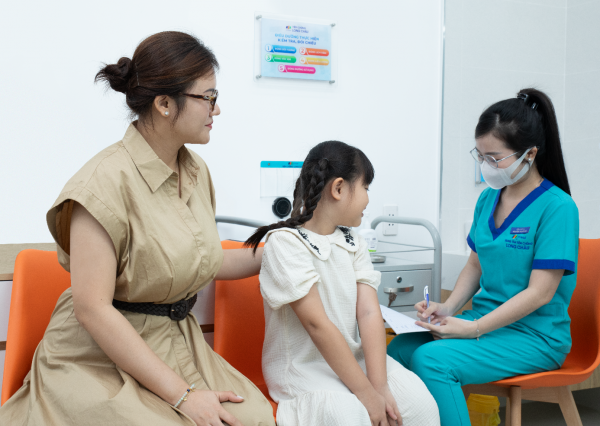 Phòng não mô cầu cho trẻ: ‘Khoảng trống’ miễn dịch với các nhóm A, C, Y, W Phòng não mô cầu cho trẻ: ‘Khoảng trống’ miễn dịch với các nhóm A, C, Y, W