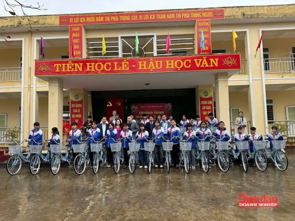 Công ty TNHH Triệu Thái Sơn chung tay chăm lo an sinh xã hội dịp Tết