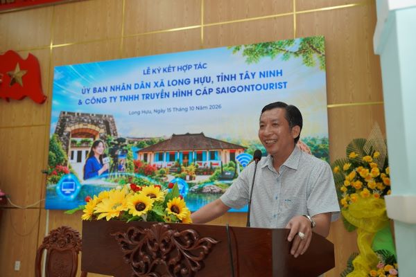 Ông Nguyễn Minh Vương, Bí thư Đảng ủy, Chủ tịch HĐND xã Long Hựu chia sẻ rất hay và cảm xúc về câu chuyện của Long Hựu và kỳ vọng sẽ tái hiện được bằng công nghệ từ SCTV