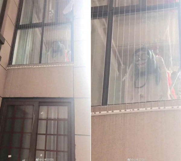 Con gái cứ nửa đêm lại hoảng loạn nói "có ma", bà mẹ bối rối tìm hiểu nguyên nhân rồi khi phát hiện ra sự thật cũng bủn rủn chân tay