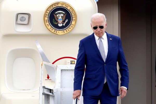 Cử tri Mỹ lo ngại tuổi tác đè nặng lên triển vọng tái tranh cử của ông Biden
