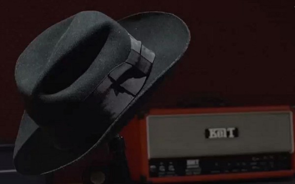 Đấu giá chiếc mũ của Michael Jackson