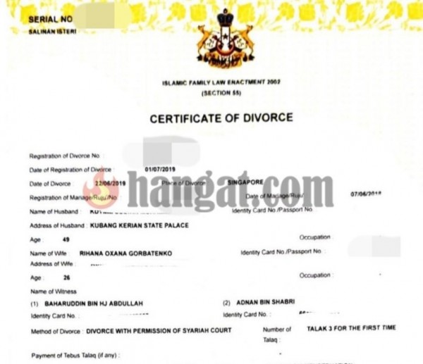 HOT: Nữ hoàng sắc đẹp Nga ly dị cựu vương Malaysia sau 1 năm kết hôn, khi vừa sinh con được 2 tháng