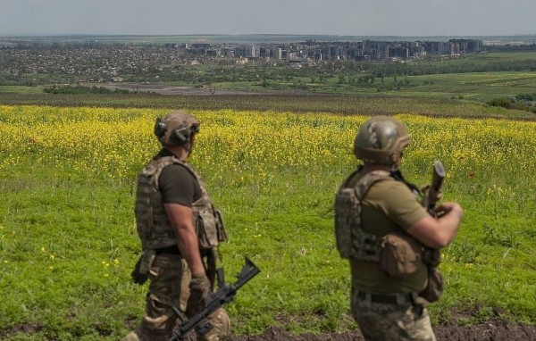Nga ngăn Ukraine lập cầu phao vượt sông Mokrye Yaly ở Donetsk