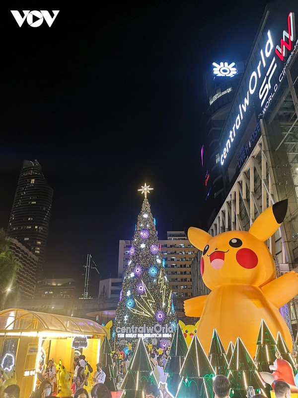 Thủ đô Bangkok (Thái Lan) rực rỡ sắc màu mùa lễ hội chào mừng năm 2024