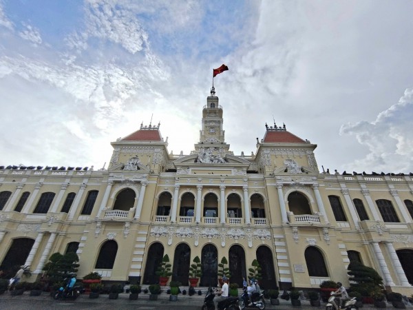 Những tháp đồng hồ cổ: Chứng nhân thời gian giữa lòng TP.HCM Những tháp đồng hồ cổ: Chứng nhân thời gian giữa lòng TP.HCM