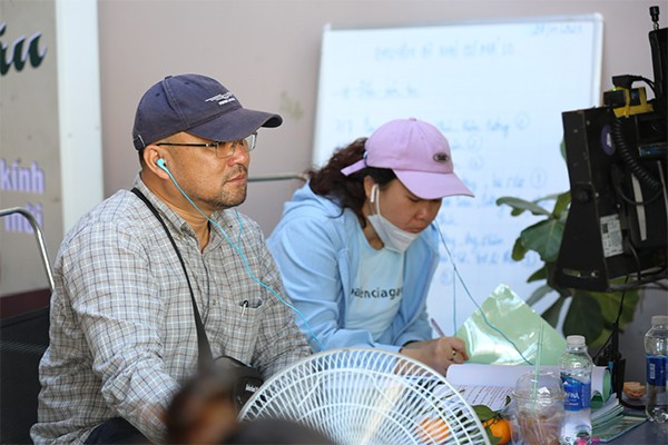 Định trang và khai máy phim ”Chuyện gì khó – Có má lo” do Hãng phim 1 – SCTV sản xuất