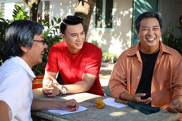 Định trang và khai máy phim ”Chuyện gì khó – Có má lo” do Hãng phim 1 – SCTV sản xuất