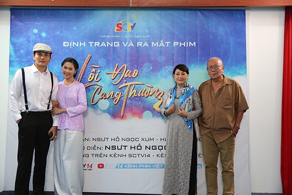 Định trang và ra mắt phim "Lỗi đạo cang thường" do SCTV sản xuất Định trang và ra mắt phim "Lỗi đạo cang thường" do SCTV sản xuất