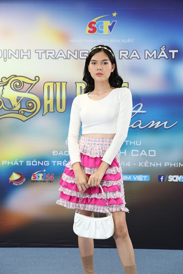 Định trang và ra mắt phim "Sau phút đam mê” Định trang và ra mắt phim "Sau phút đam mê”